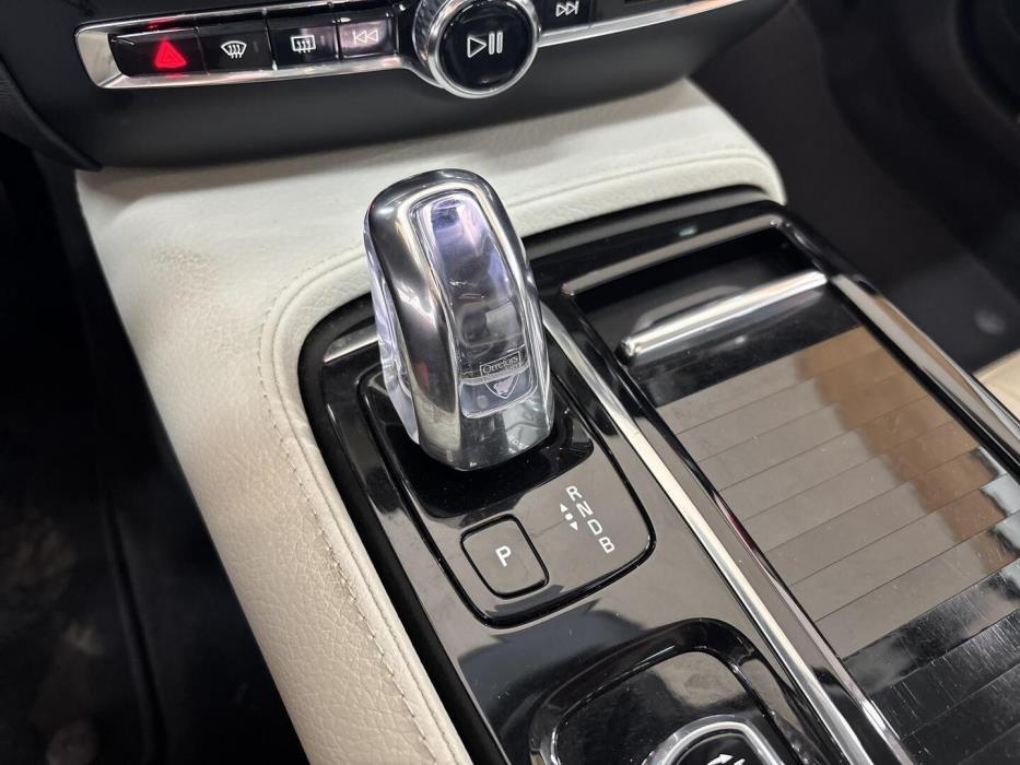 VOLVO V60 2019