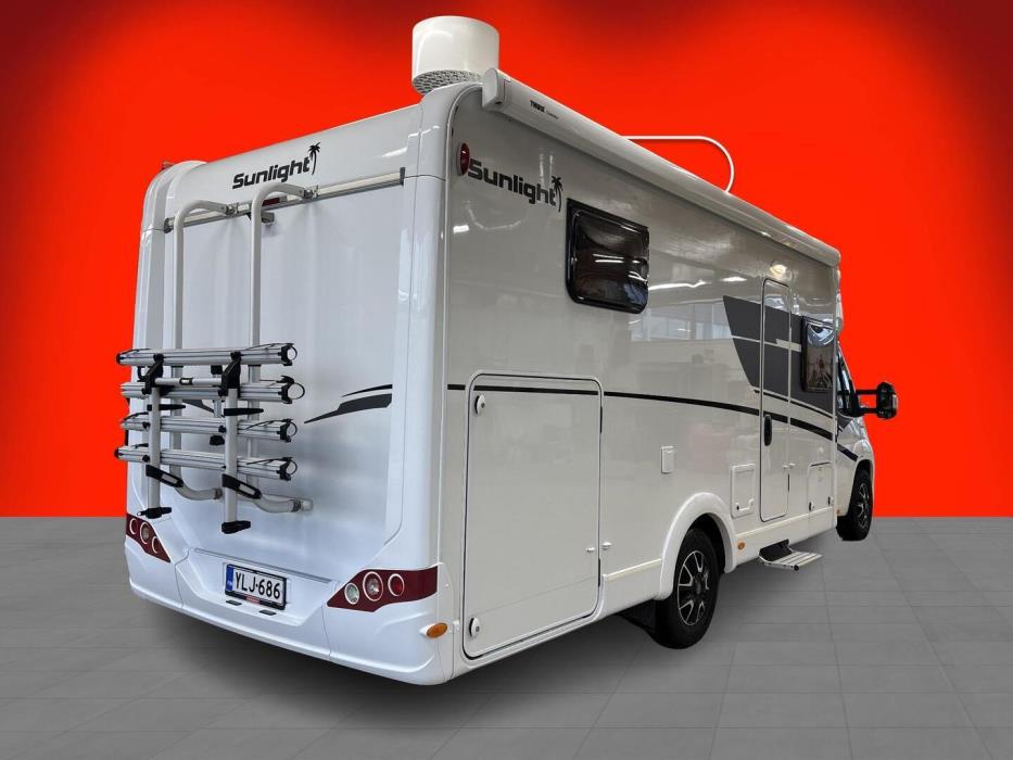 SUNLIGHT T 67 2022