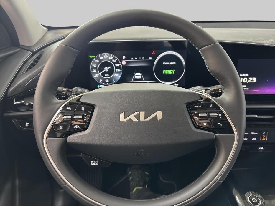 KIA NIRO 2025