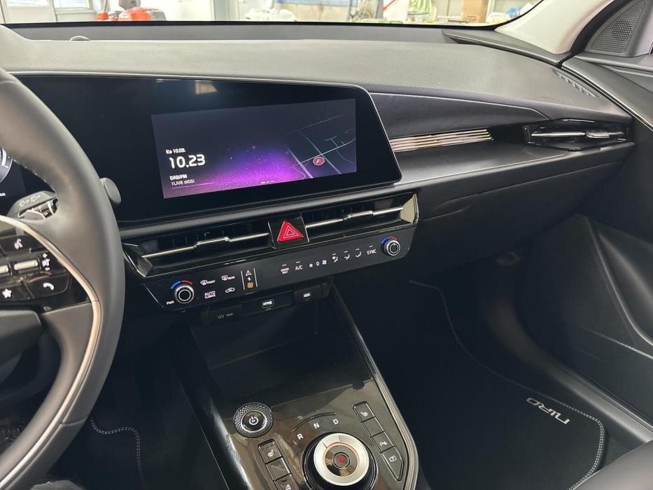 KIA NIRO 2025
