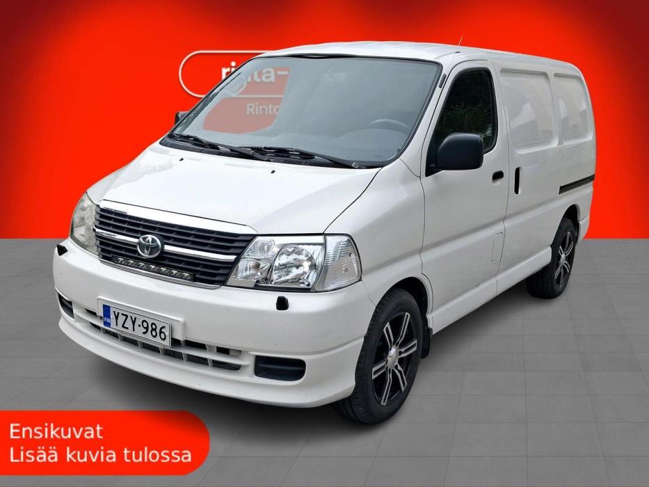 TOYOTA Hiace 2011