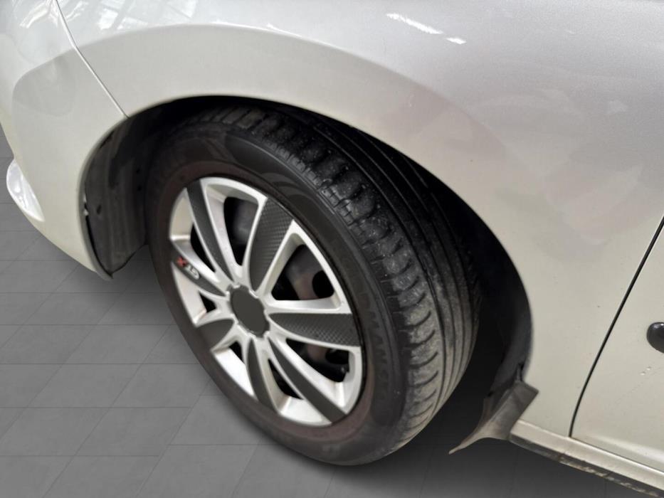 PEUGEOT 207 2007