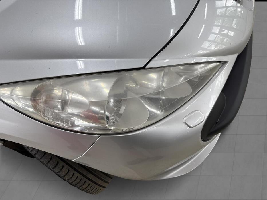 PEUGEOT 207 2007