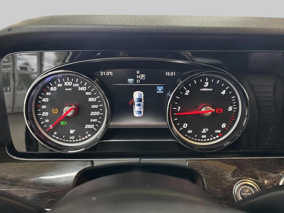 MERCEDES-BENZ E 2017