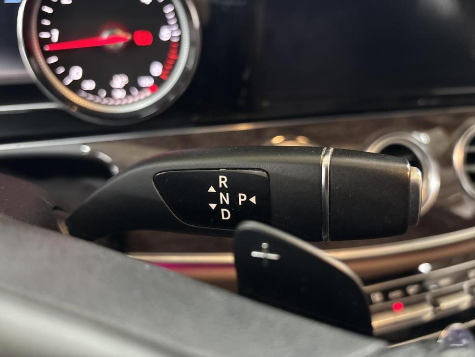 MERCEDES-BENZ E 2017