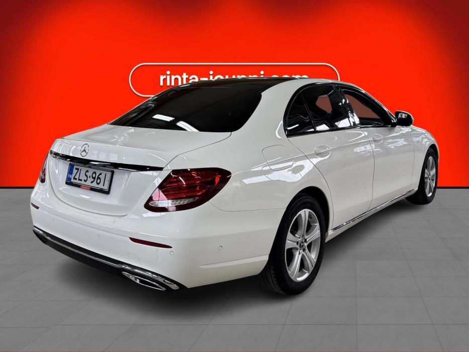 MERCEDES-BENZ E 2017