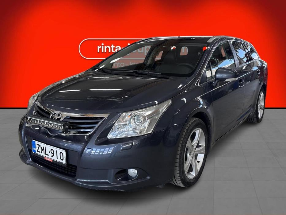 TOYOTA Avensis 2010