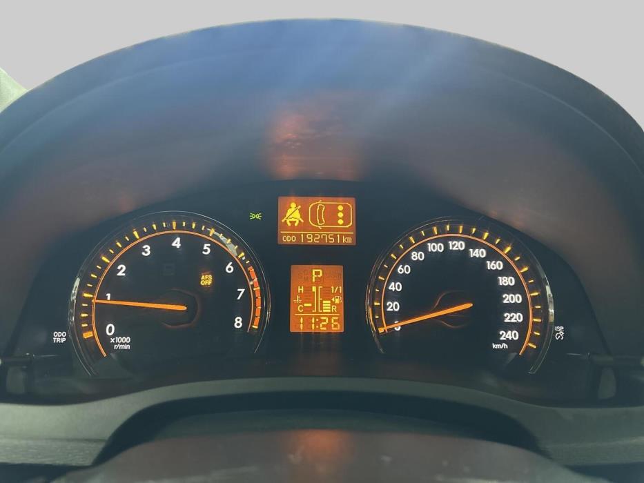 TOYOTA Avensis 2010