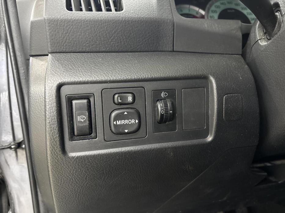 TOYOTA COROLLA VERSO 2007