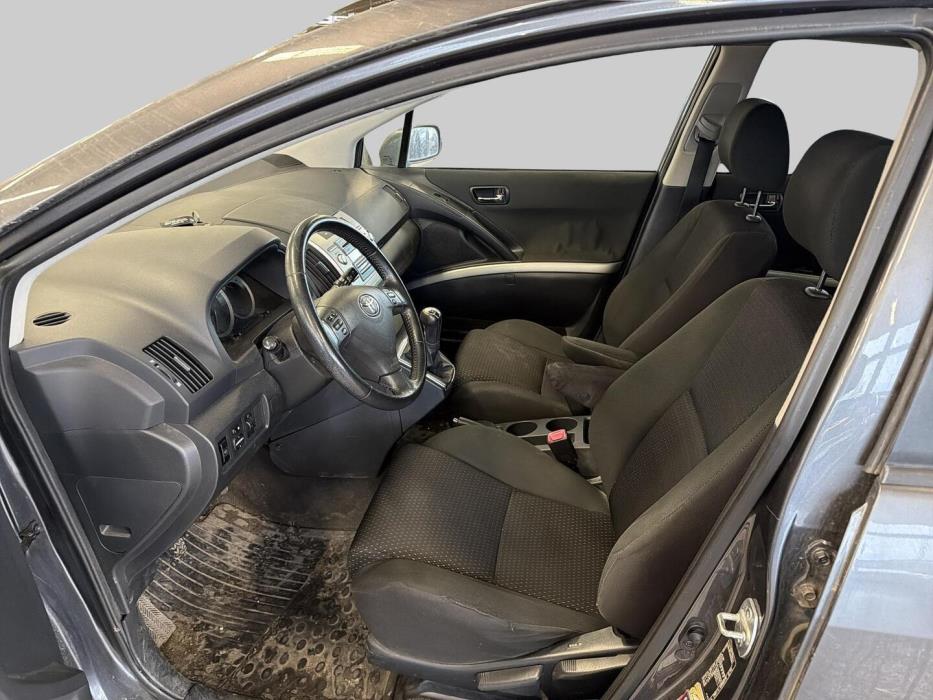 TOYOTA COROLLA VERSO 2007