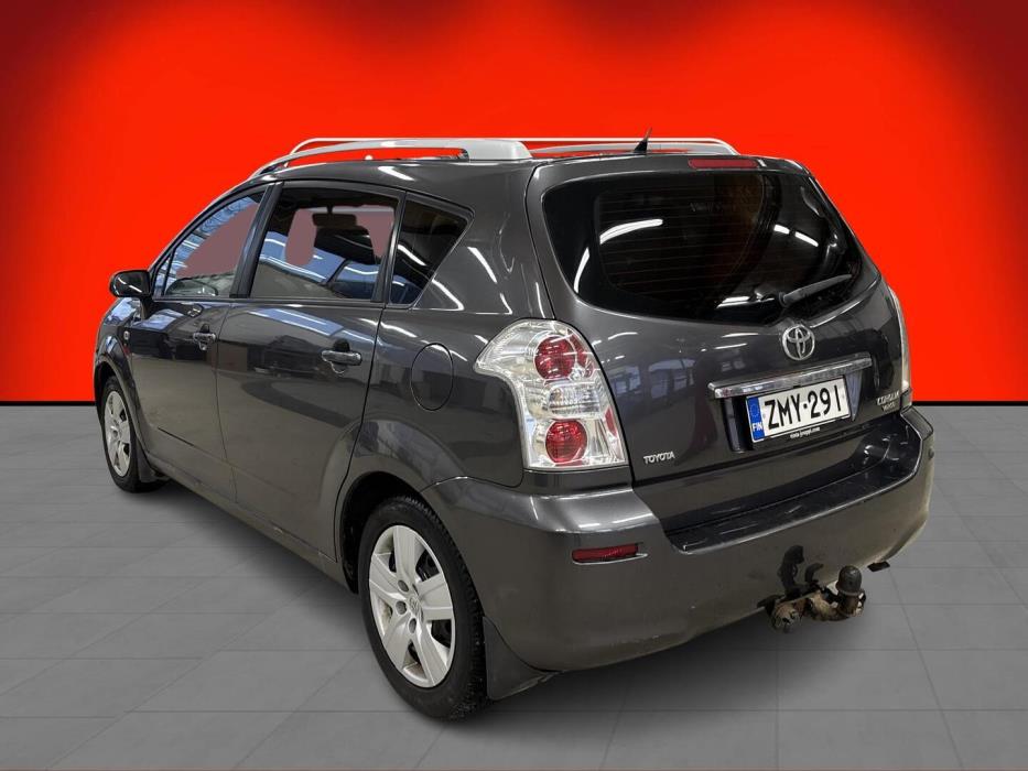 TOYOTA COROLLA VERSO 2007