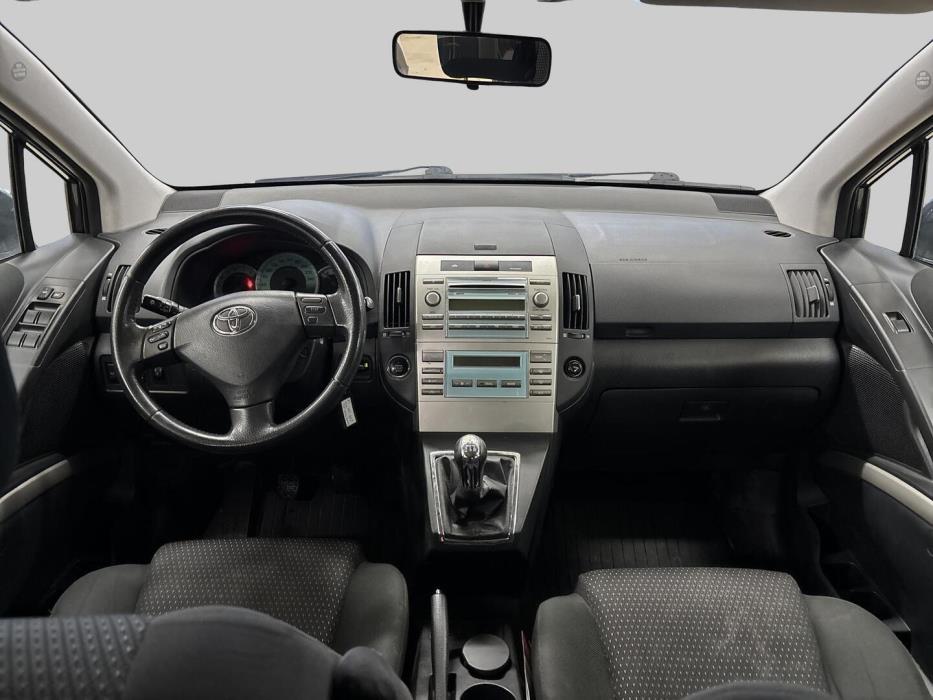 TOYOTA COROLLA VERSO 2007