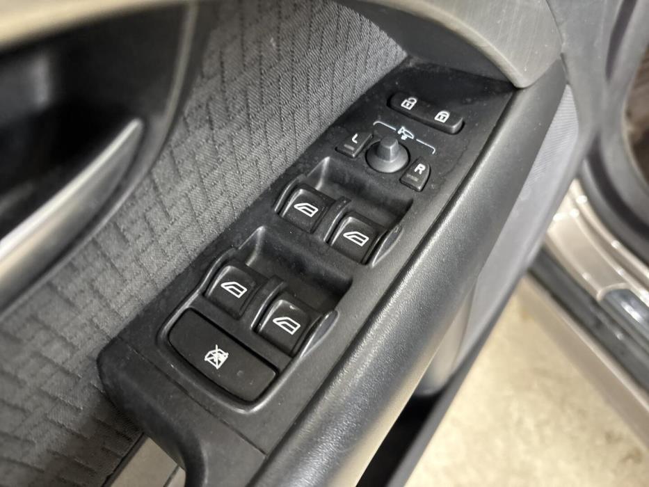 VOLVO V70 2008