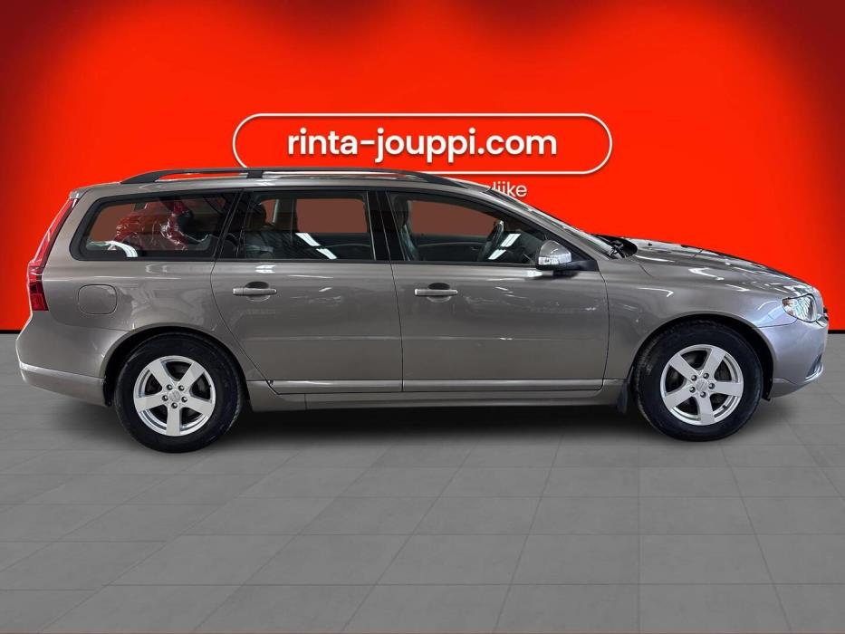 VOLVO V70 2008
