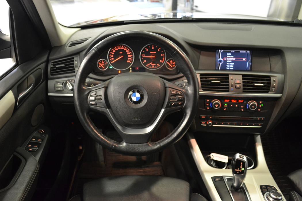 BMW X3 2011