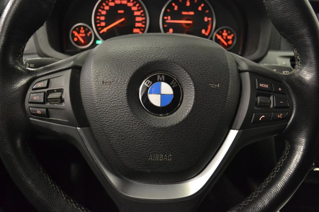 BMW X3 2011