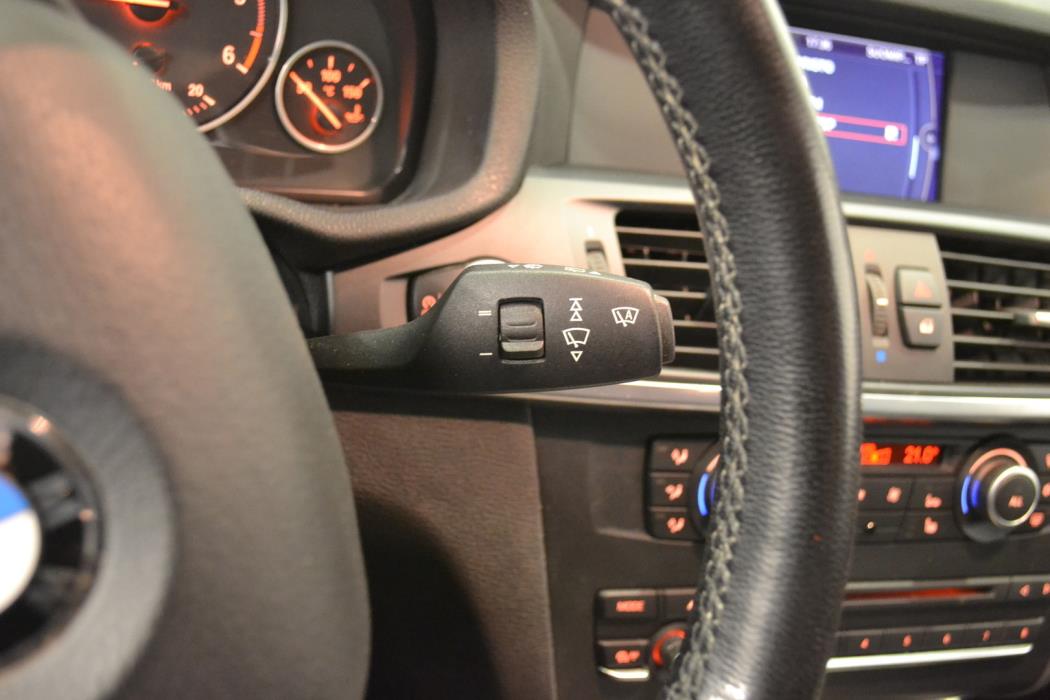 BMW X3 2011