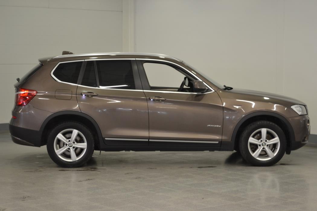 BMW X3 2011