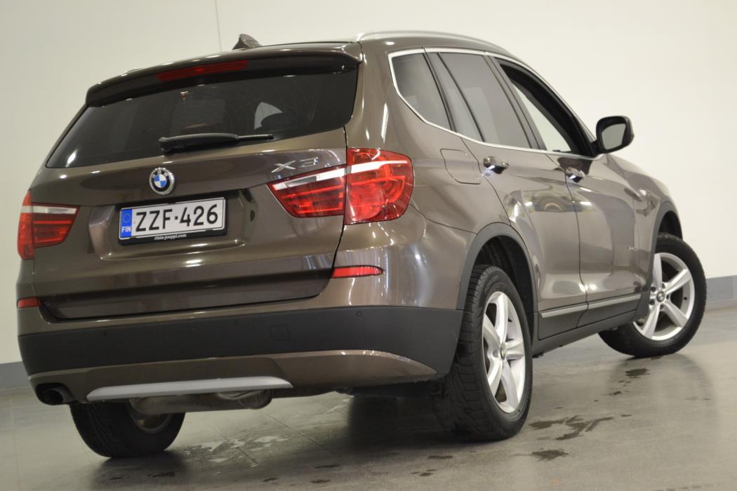 BMW X3 2011