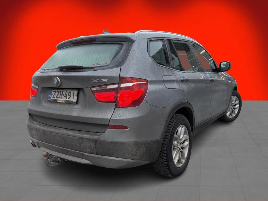 BMW X3 2011