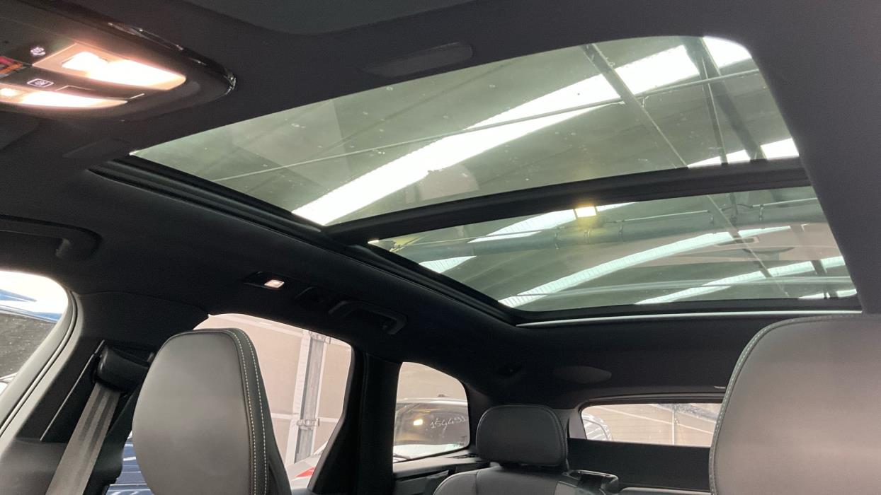 VOLVO XC60 2025