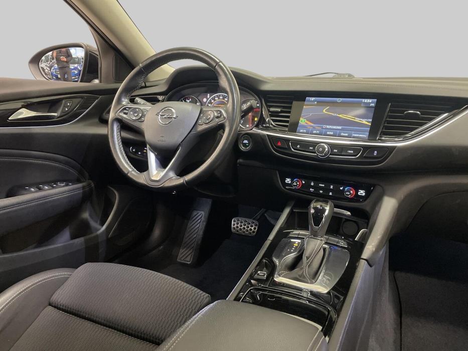 OPEL INSIGNIA 2018