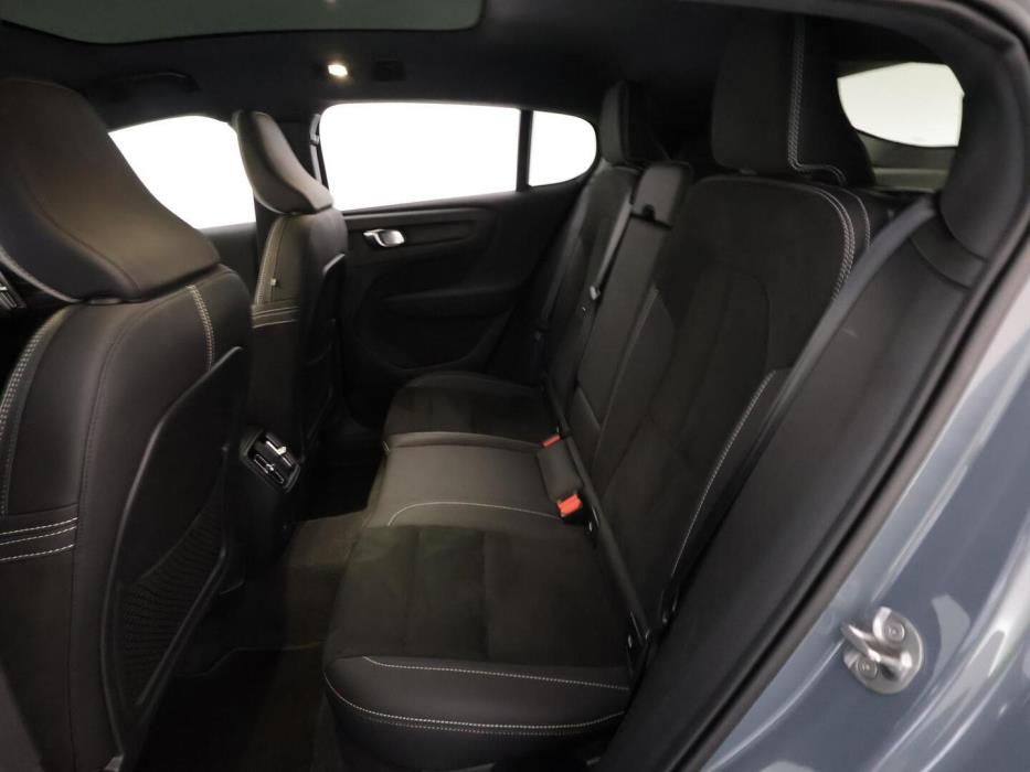 VOLVO C40 2022