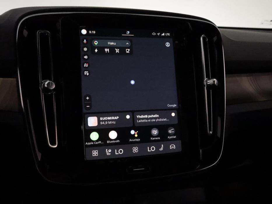 VOLVO C40 2022