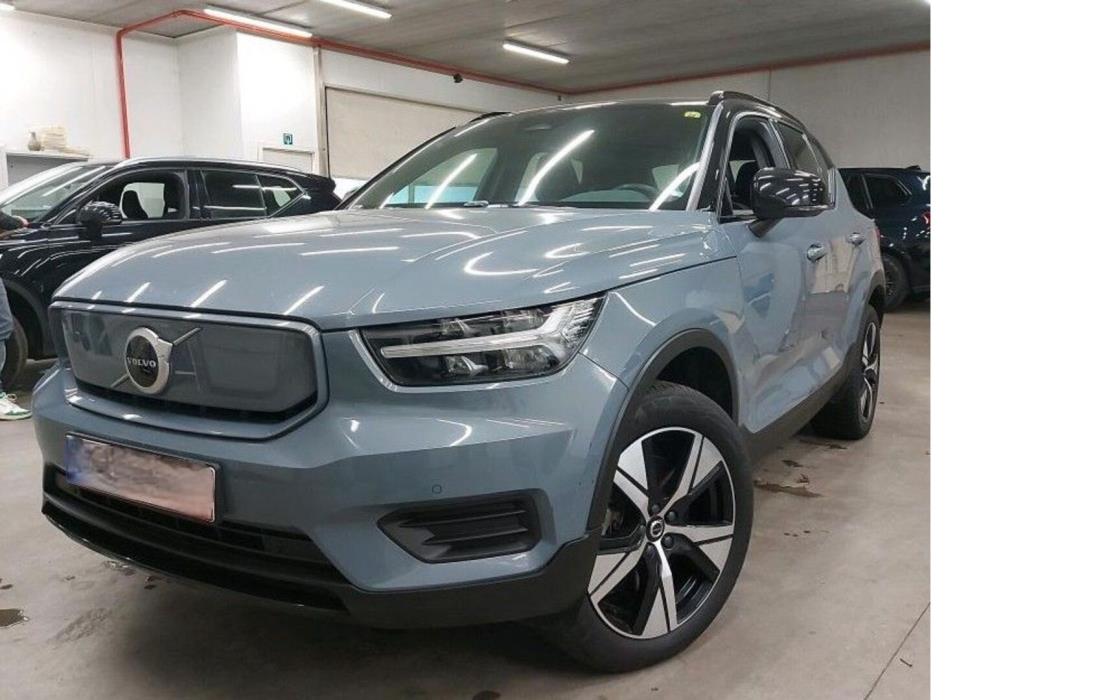 VOLVO XC40 2022
