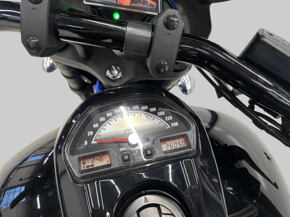 SUZUKI INTRUDER 2017