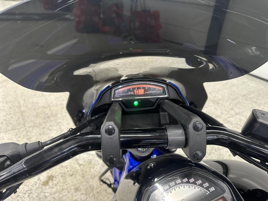 SUZUKI INTRUDER 2017