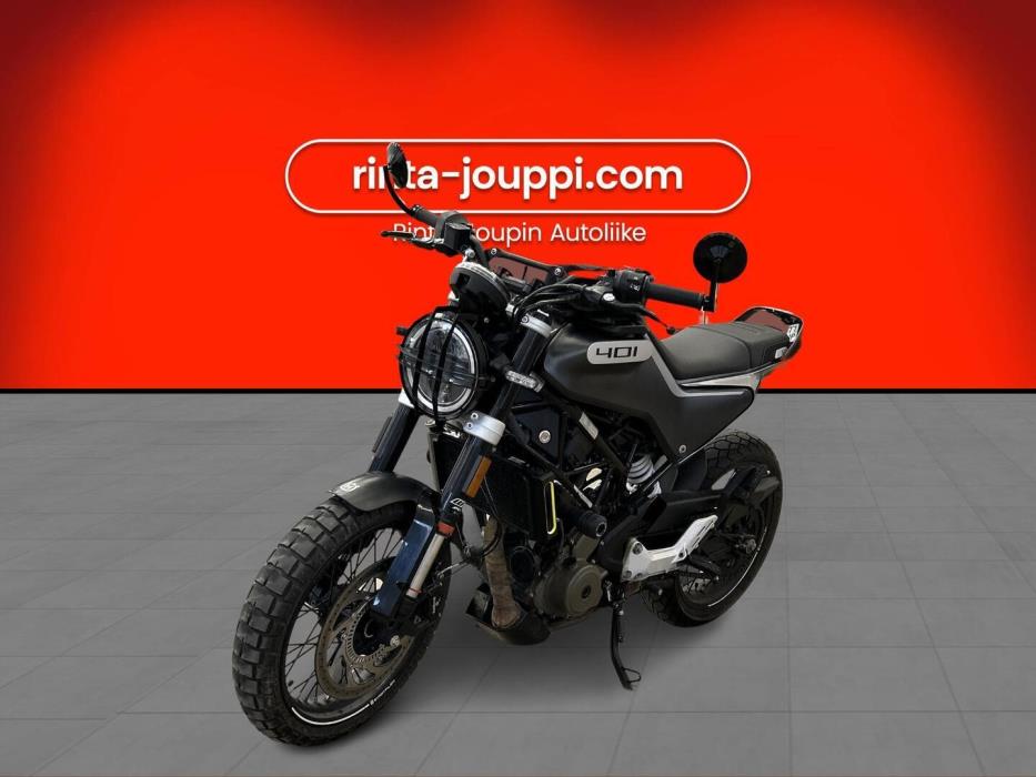 HUSQVARNA SVARTPILEN 2021