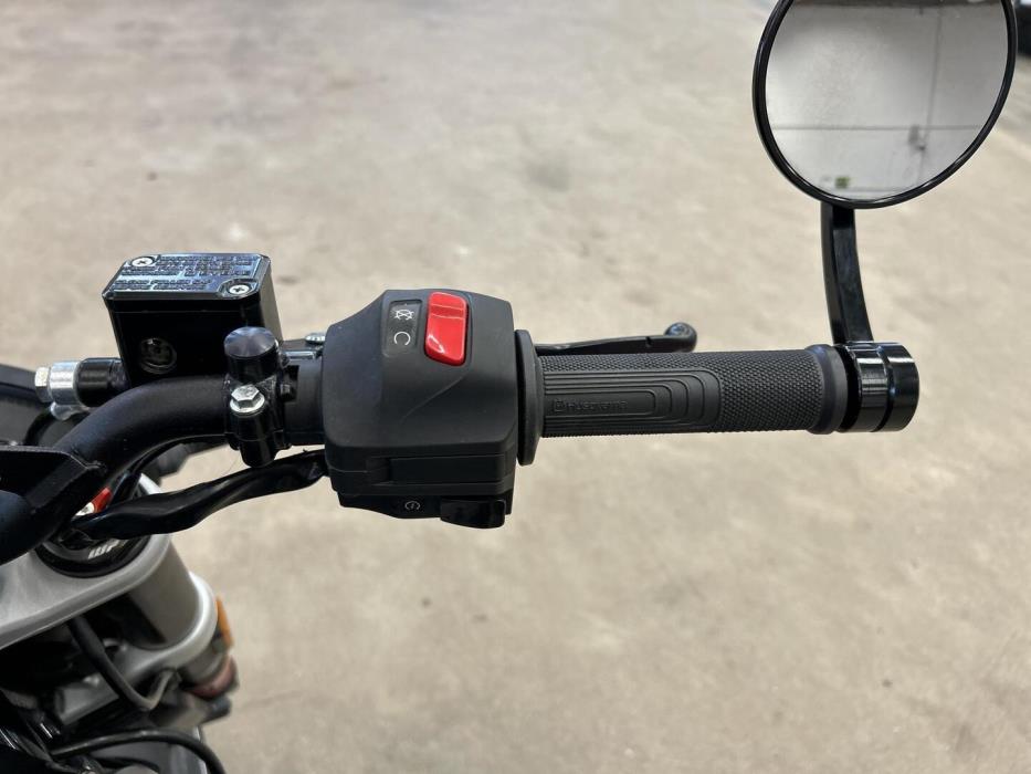 HUSQVARNA SVARTPILEN 2021