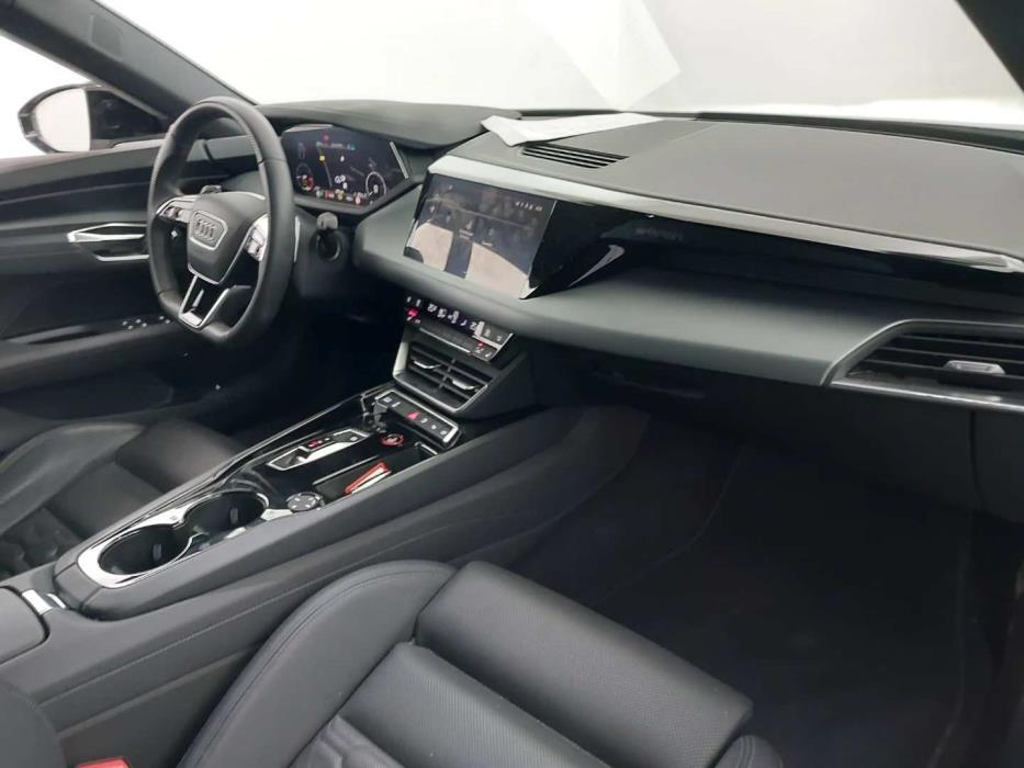 AUDI e-tron GT 2023