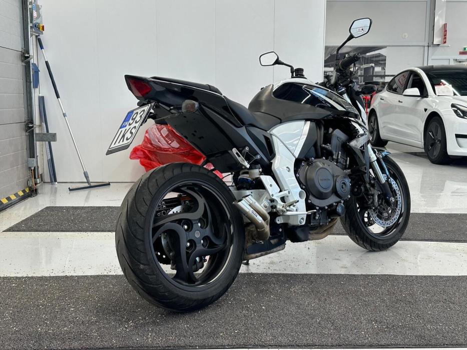 HONDA CB 2018