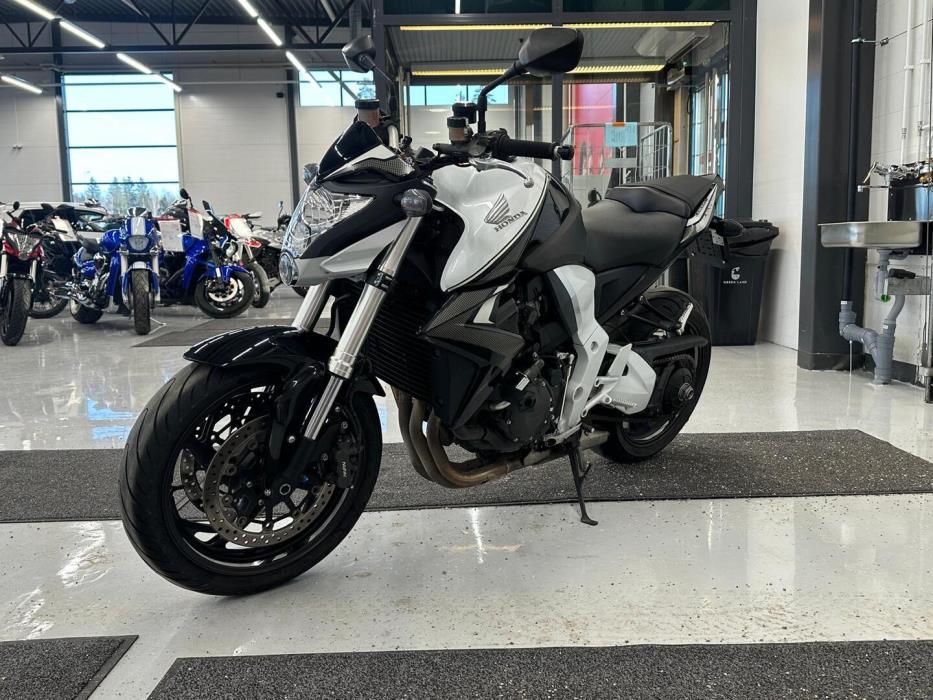 HONDA CB 2018