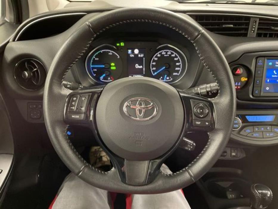 TOYOTA YARIS 2020