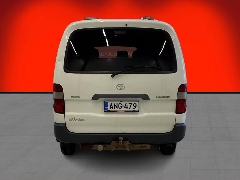 TOYOTA Hiace 2006