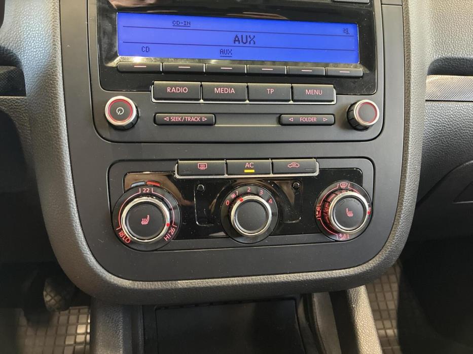 VOLKSWAGEN Jetta 2009