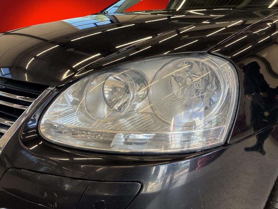VOLKSWAGEN Jetta 2009