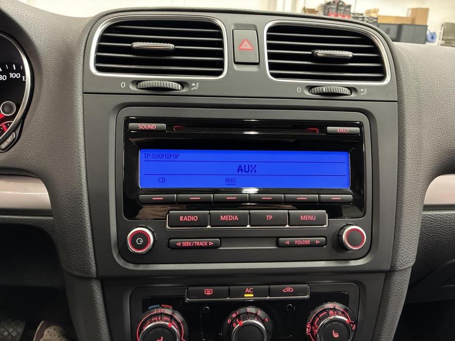 VOLKSWAGEN Golf 2009