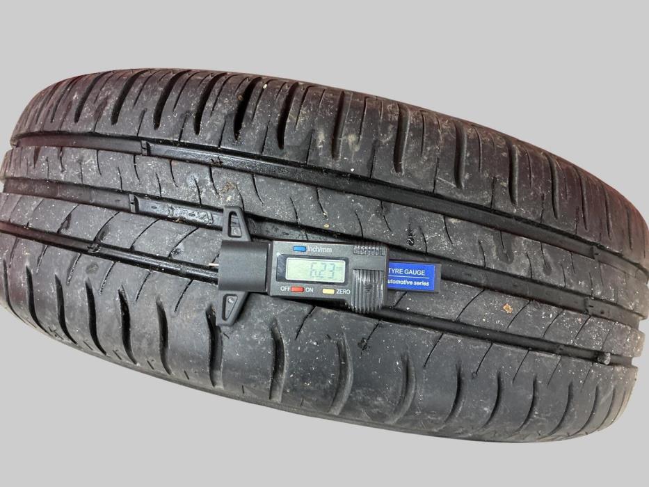 VOLKSWAGEN Golf 2009