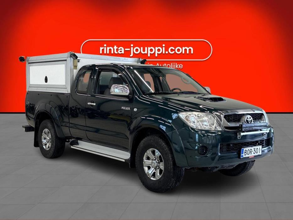 TOYOTA Hilux 2011