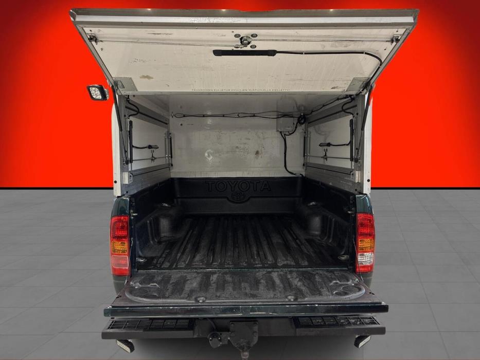 TOYOTA Hilux 2011
