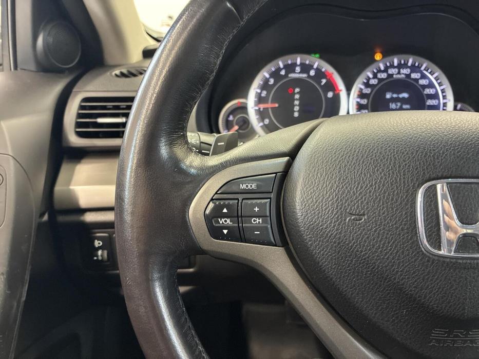 HONDA Accord 2011
