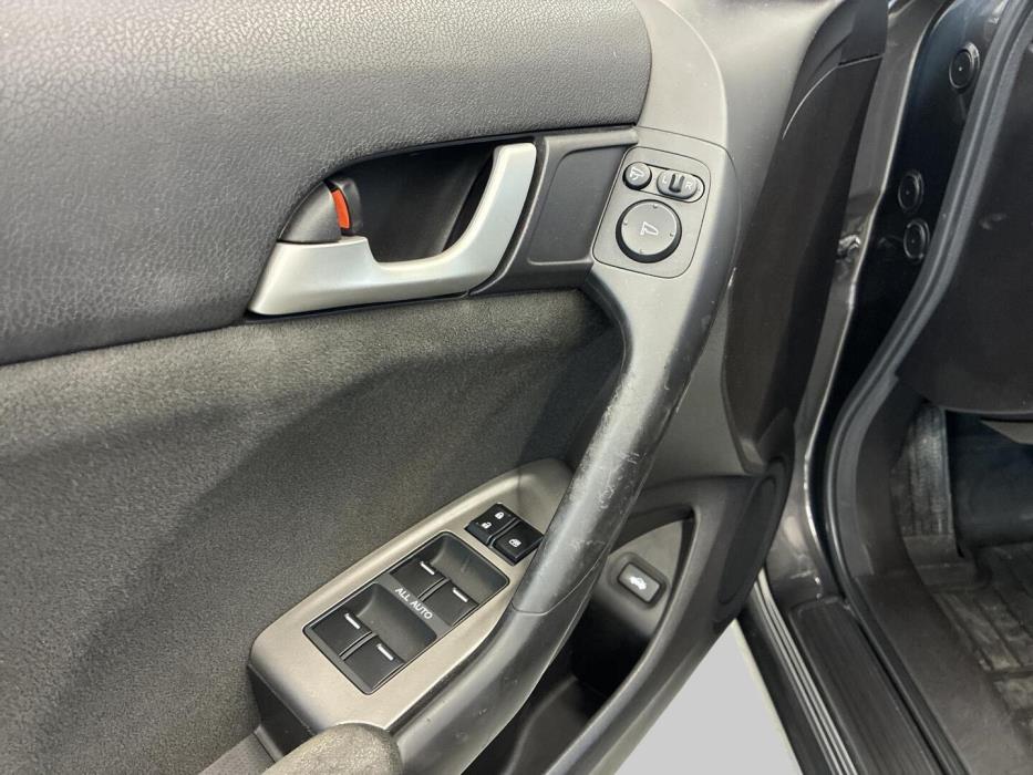 HONDA Accord 2011