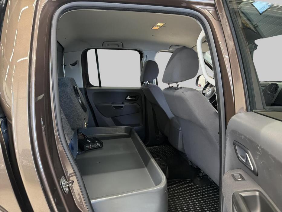 VOLKSWAGEN Amarok 2014