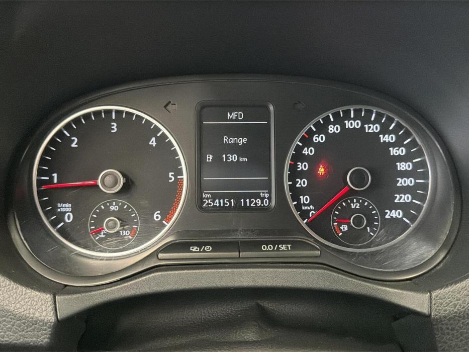 VOLKSWAGEN Amarok 2014