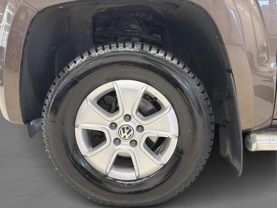 VOLKSWAGEN Amarok 2014