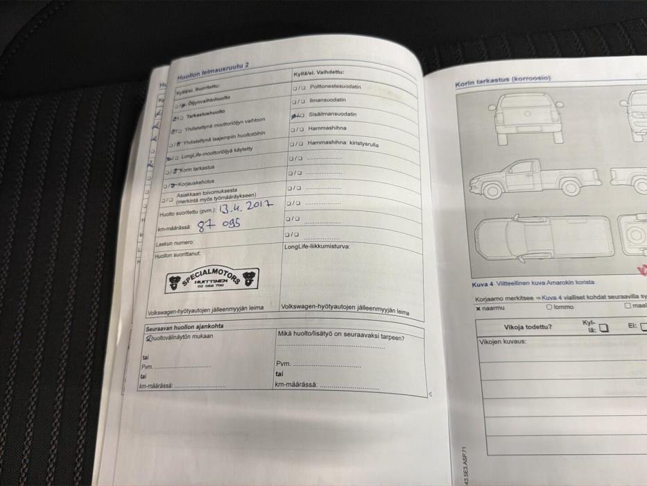 VOLKSWAGEN Amarok 2014